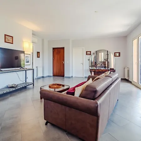 Grande E Luminoso A Apartment Palermo