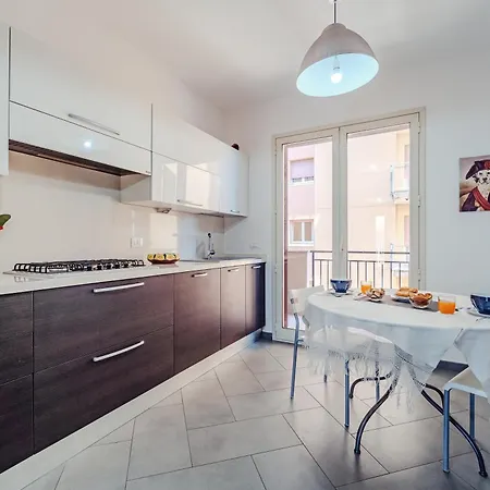 Apartamento Grande E Luminoso A *
